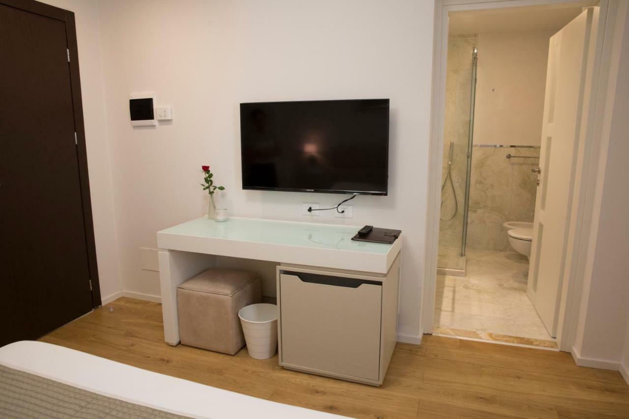 Boutique Hotel Enia Prato  Bagian luar foto