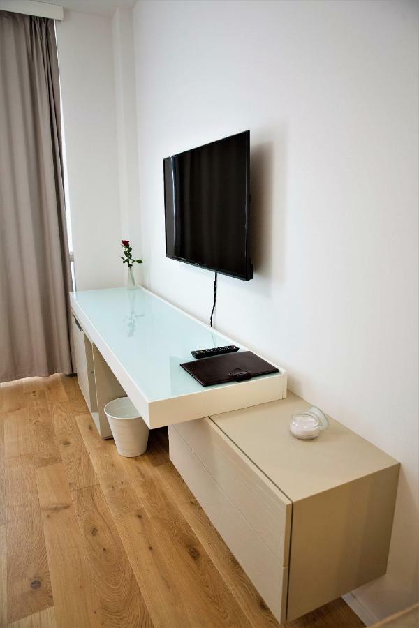 Boutique Hotel Enia Prato  Bagian luar foto